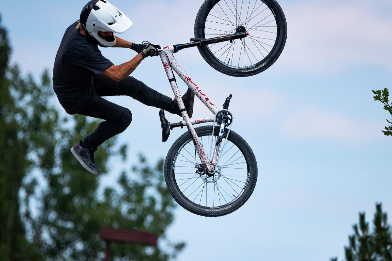 Cyclist's Encounter with Chips-Throwing Fan Sparks Controversy